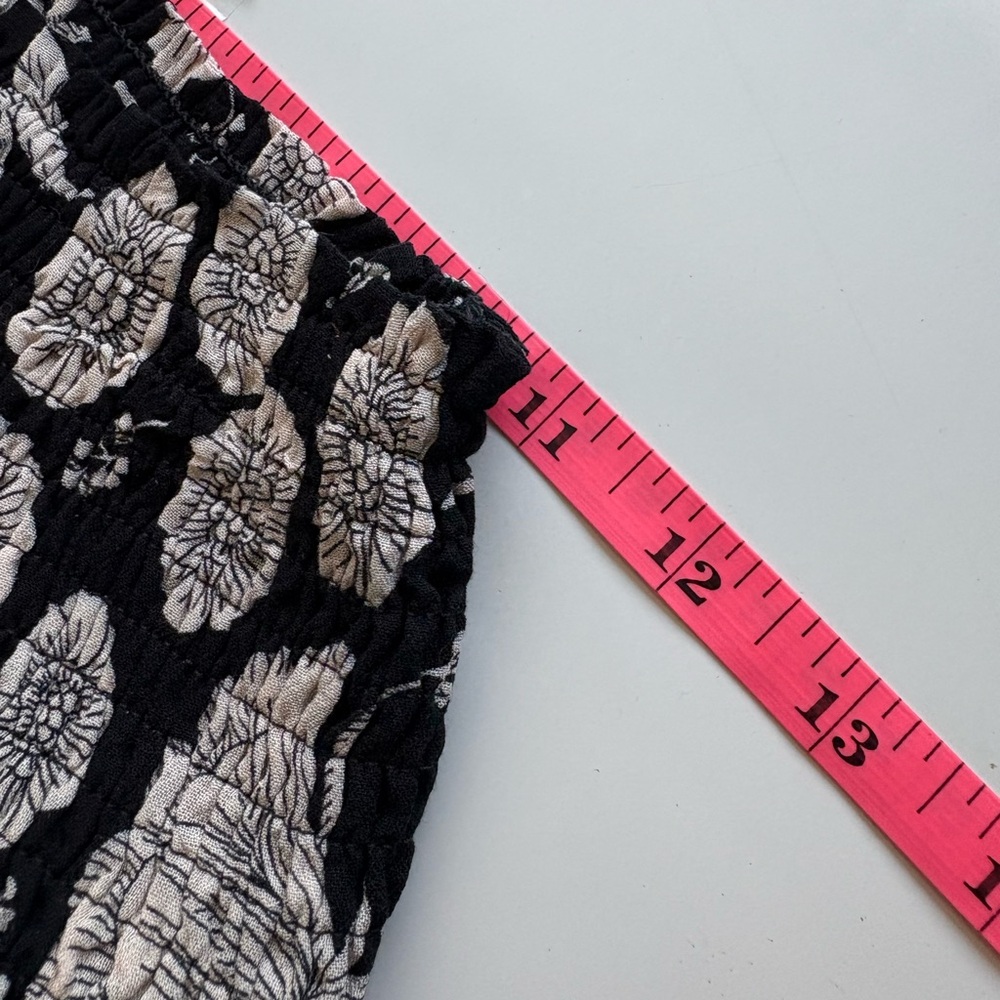 NWT XXS Anthropologie Black and Cream Floral Tiered Mini Skirt - Picture 2 of 6